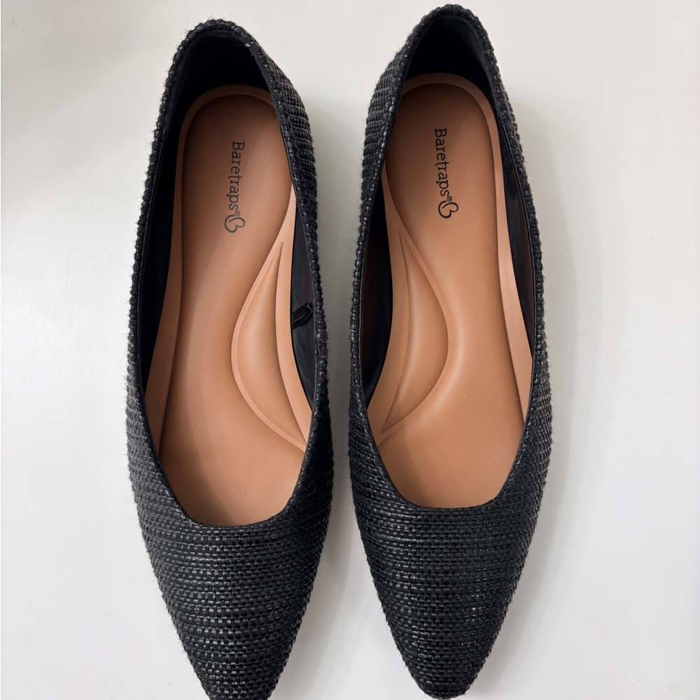 BareTraps Women's Textured Black Loafers